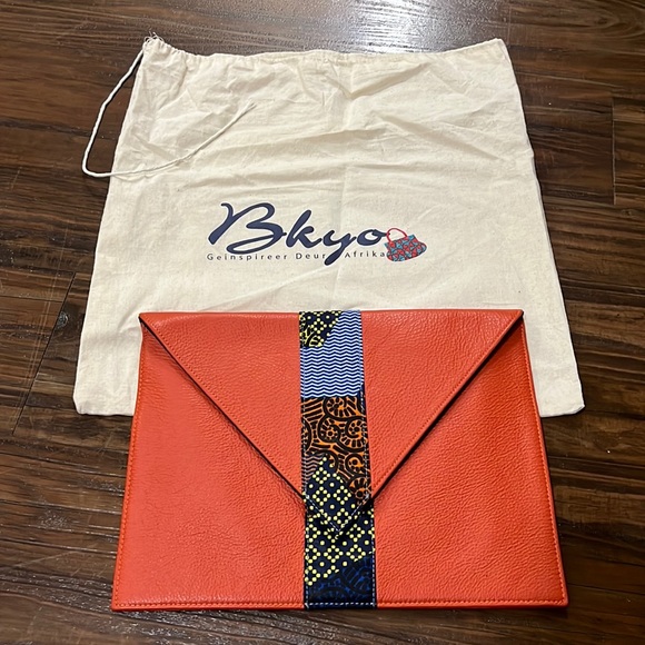 Bkyo Orange Leather Envelope Clutch - Picture 1 of 10